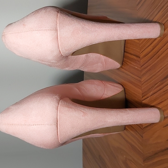 Peep-toe pumps - Picture 3 of 4